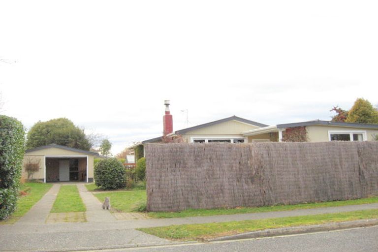 Photo of property in 5 Moana Crescent, Te Anau, 9600