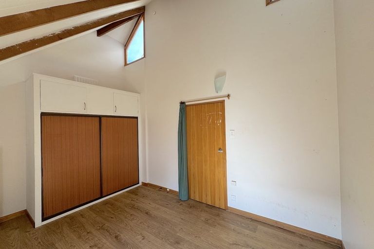 Photo of property in 135 Mount Pleasant Road, Mount Pleasant, Christchurch, 8081