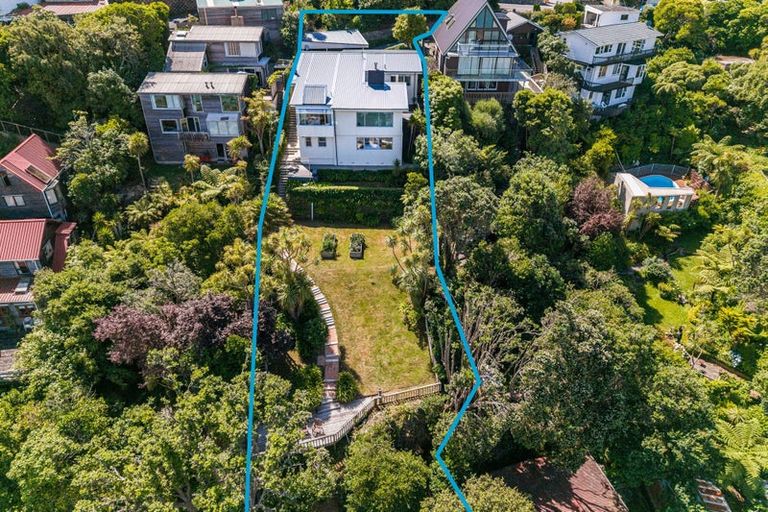 Photo of property in 40 Seaview Road, Paremata, Porirua, 5024