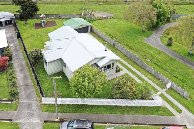 Photo of property in 1 Edmay Street, Feilding, 4702