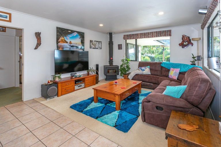 Photo of property in 6 Orchard Road, Hahei, Whitianga, 3591