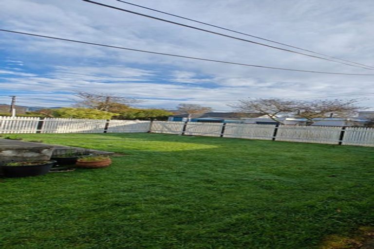 Photo of property in 14 Rongonui Street, Elderslea, Upper Hutt, 5018