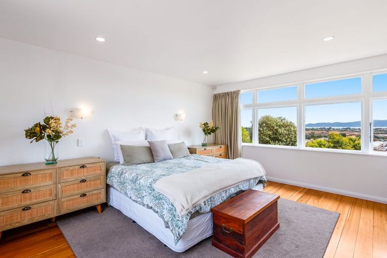 Photo of property in 16 Tongariro Street, Paraparaumu, 5032