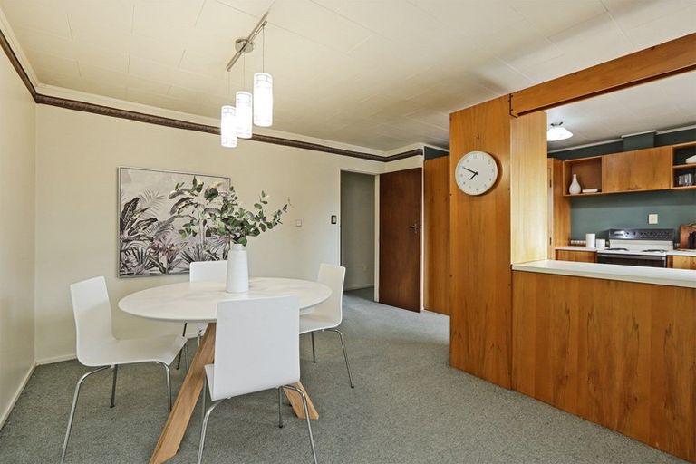 Photo of property in 22 Perry Crescent, Greenmeadows, Napier, 4112