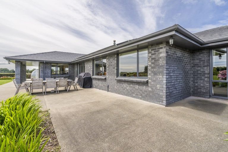 Photo of property in 115 Mill Road South, Seaward Bush, Invercargill, 9871