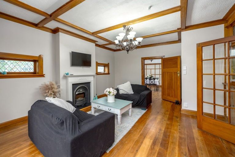 Photo of property in 98 Brandon Street, Featherston, 5710