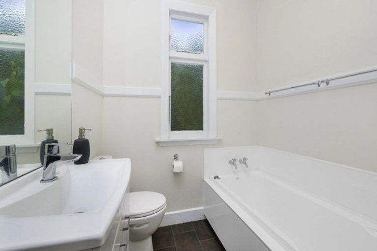 Photo of property in 4 Lionel Street, Avonside, Christchurch, 8061