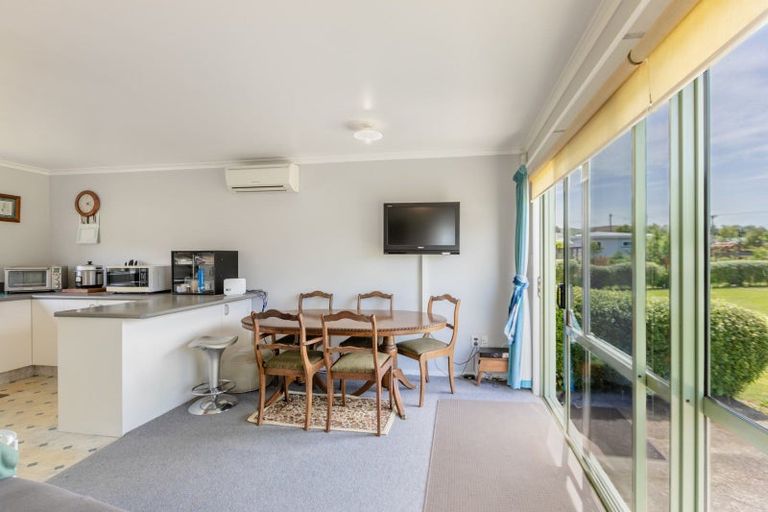 Photo of property in 58 Higginson Street, Otane, 4202