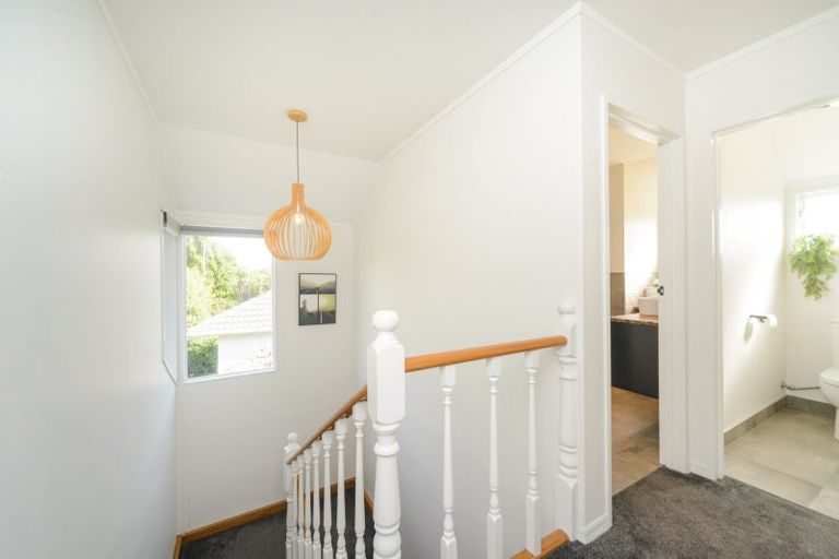 Photo of property in 23b Pahiatua Street, Hokowhitu, Palmerston North, 4410