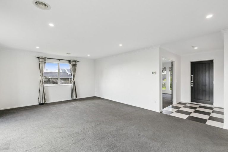 Photo of property in 110 John Burke Drive, Aotea, Porirua, 5024