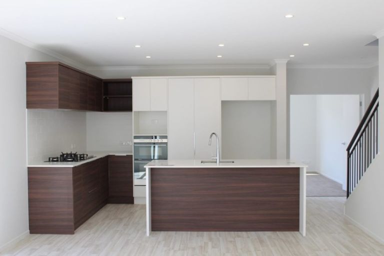 Photo of property in 8 Nganui Avenue, Takanini, 2112