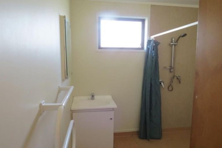 Photo of property in 12 Te Whena Place, Waitara, 4320