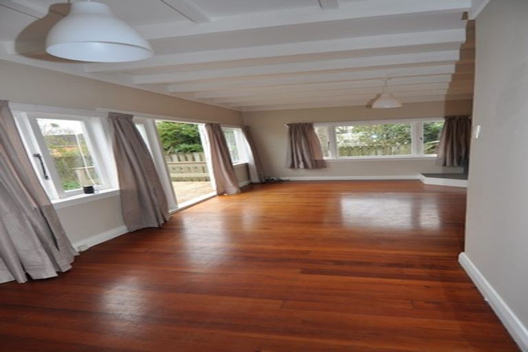 Photo of property in 37c Saxon Street, Waterview, Auckland, 1026