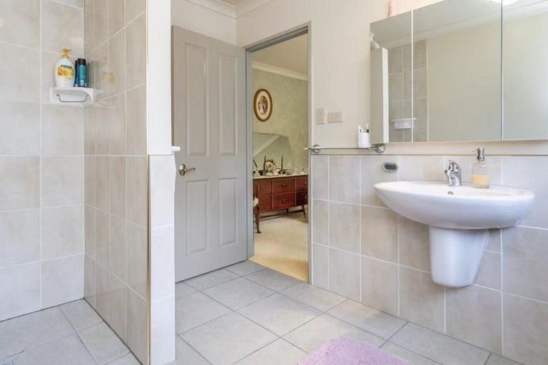 Photo of property in 15 Holyoake Terrace, Omokoroa, 3114