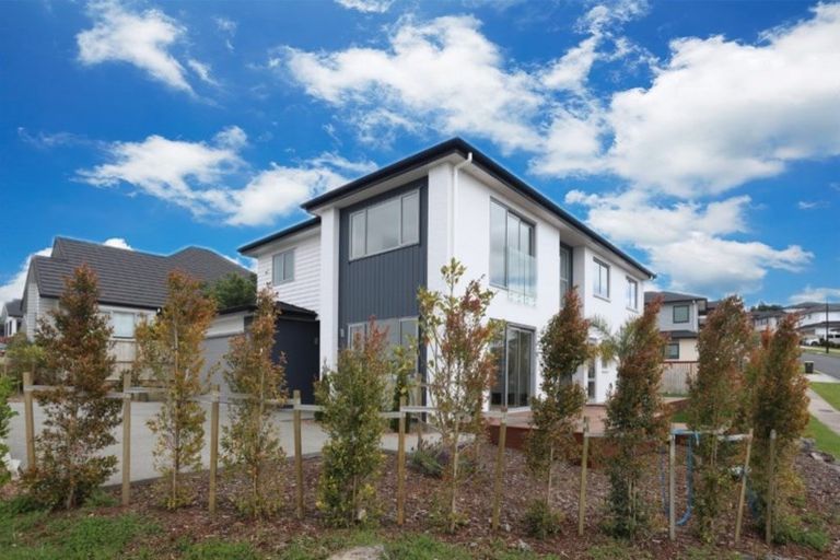 Photo of property in 10 Miller Rise, Silverdale, 0932