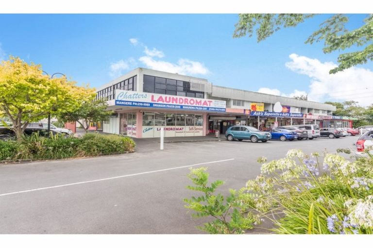 Photo of property in 10/80 Bruce Mclaren Road, Henderson, Auckland, 0612