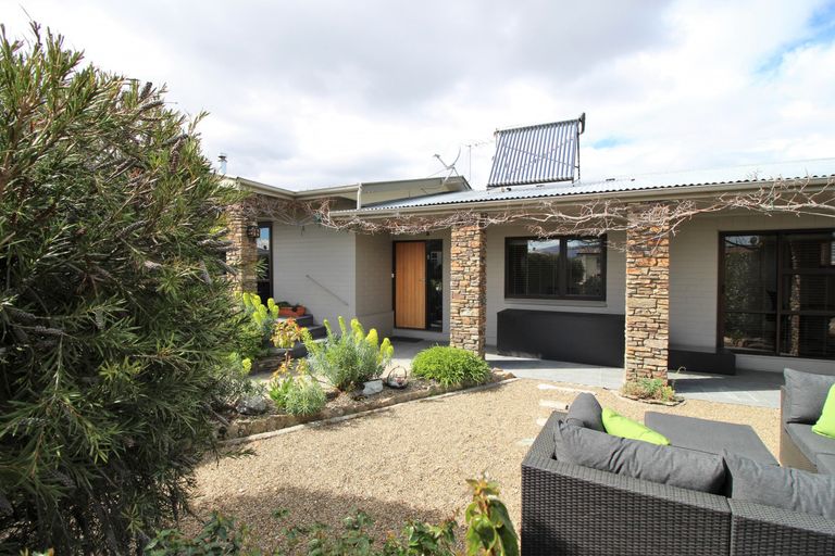 Photo of property in 8 Blackmore Crescent, Alexandra, 9320