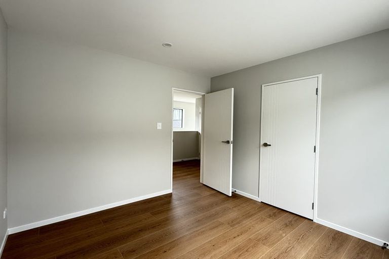 Photo of property in 25c Withers Road, Glen Eden, Auckland, 0602