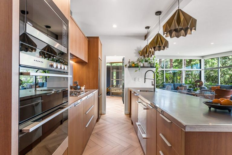 Photo of property in 36a Glenelg Road, Red Beach, 0932