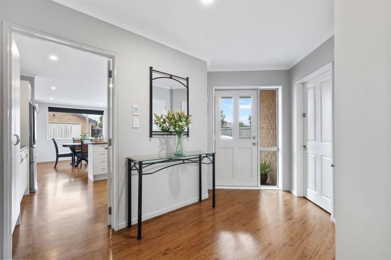 Photo of property in 37 Campion Place, Rolleston, 7614