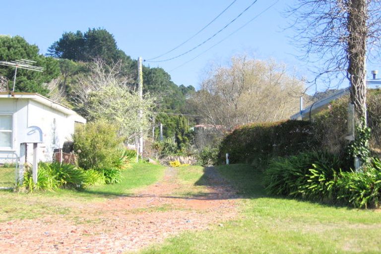 Photo of property in 48 Riverview Road, Cooks Beach, Whitianga, 3591