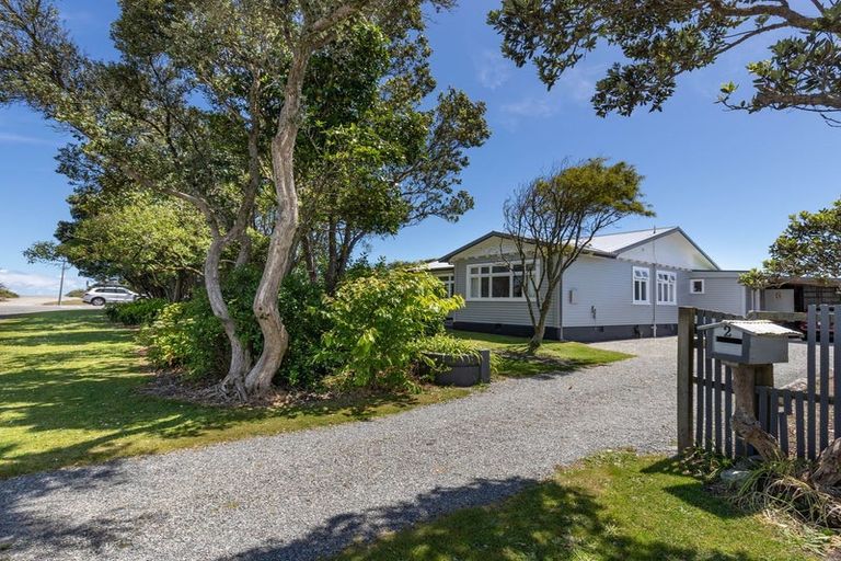 Photo of property in 2 Tudor Street, Hokitika, 7810