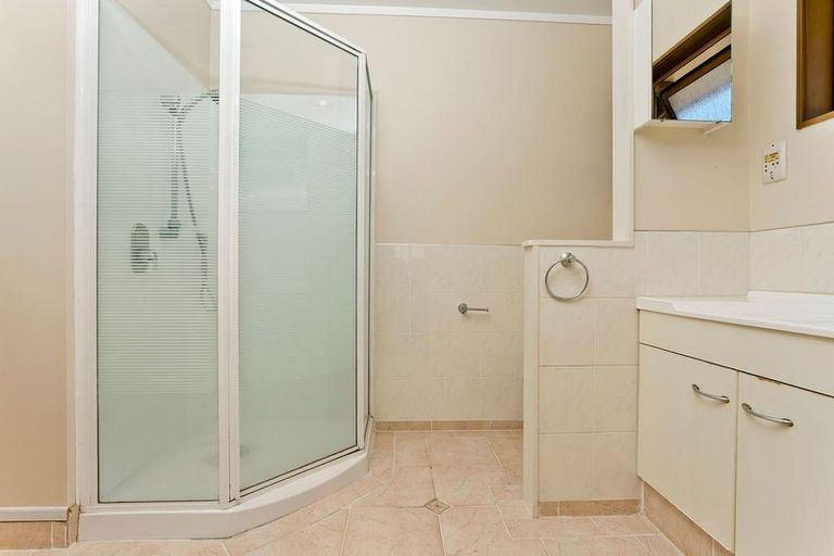 Photo of property in 223 Glamorgan Drive, Torbay, Auckland, 0630