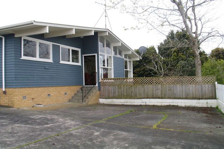 Photo of property in 6 Bellringer Road, Massey, Auckland, 0614