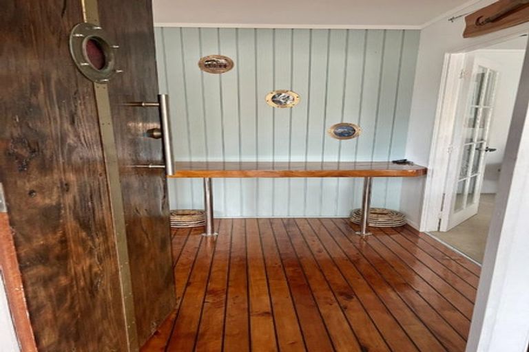 Photo of property in 2/28 Onepoto Road, Hauraki, Auckland, 0622