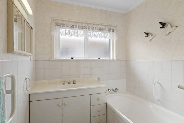 Photo of property in 412 Devon Street West, Lynmouth, New Plymouth, 4310