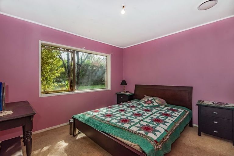 Photo of property in 45 Tauhinu Road, Greenhithe, Auckland, 0632