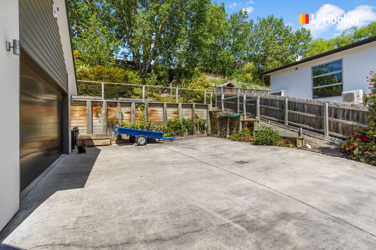 Photo of property in 218 Gladstone Road North, Mosgiel, 9024