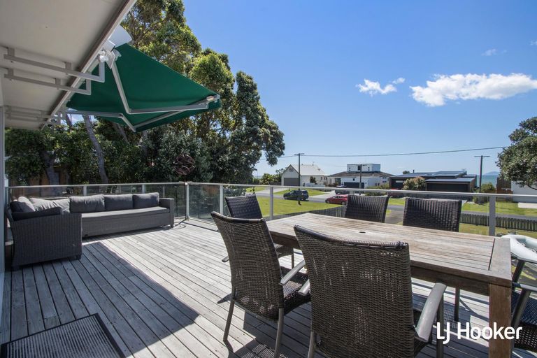 Photo of property in 54 Shaw Road, Waihi Beach, 3611
