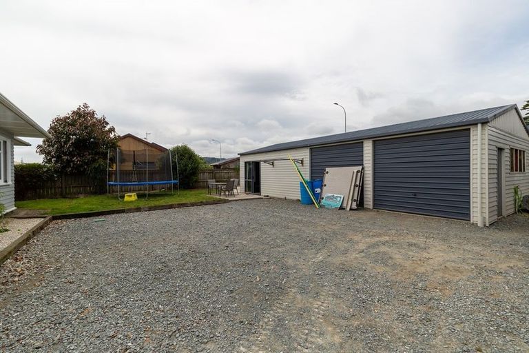 Photo of property in 11 Standish Place, Stoke, Nelson, 7011