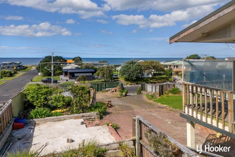Photo of property in 238 Seaforth Road, Waihi Beach, 3611