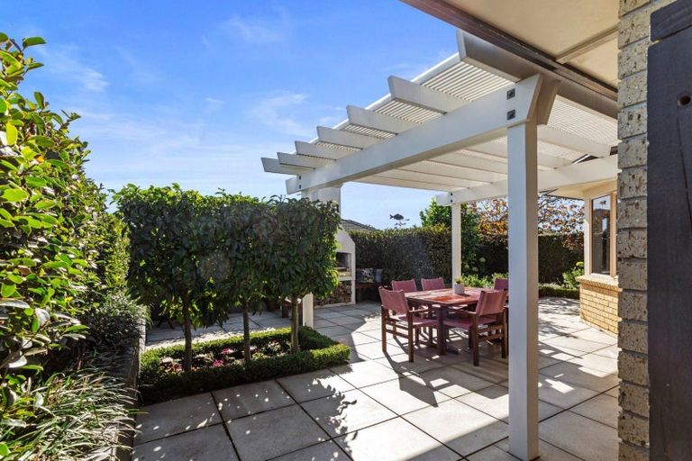 Photo of property in 5 Crichton Terrace, Mount Maunganui, 3116