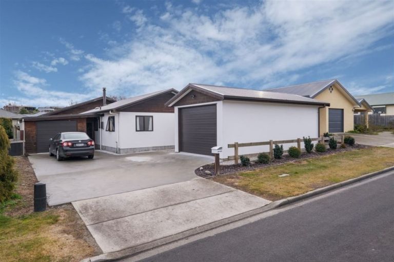 Photo of property in 29 Ragan Lane, Wanaka, 9305