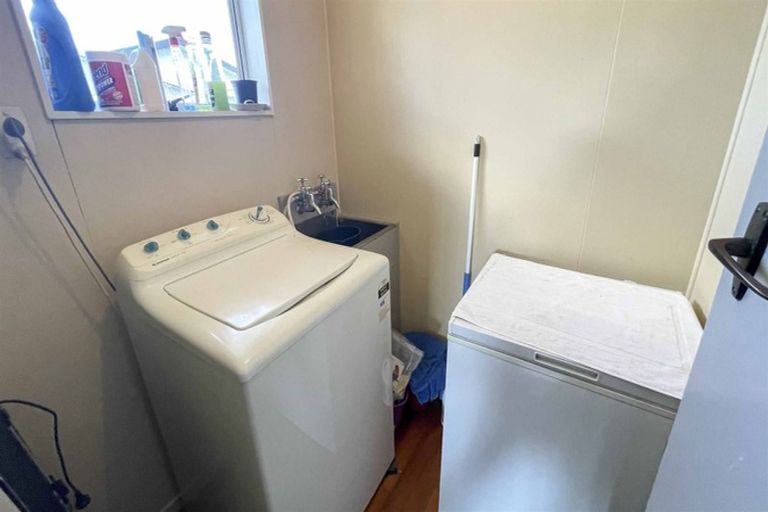 Photo of property in 77 O'byrne Place, Waikiwi, Invercargill, 9810