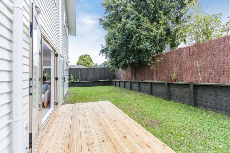 Photo of property in 41a Alberta Street, Point Chevalier, Auckland, 1022