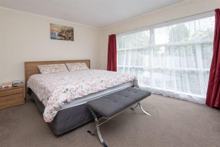 Photo of property in 104 Grande Vue Road, Hillpark, Auckland, 2102