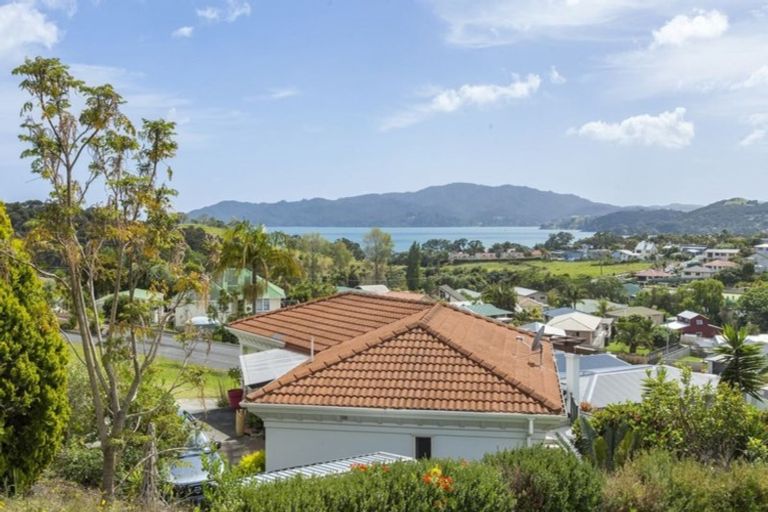 Photo of property in 3 Hibiscus Avenue, Cable Bay, 0420