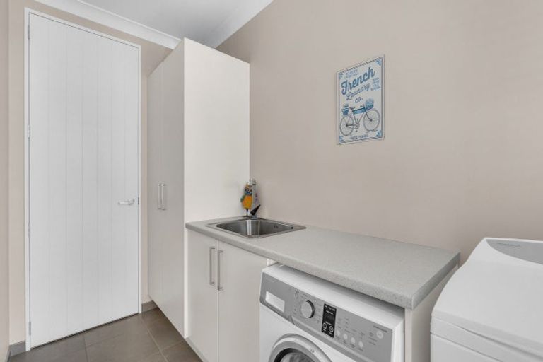 Photo of property in 29 Hemingway Place, Spencerville, Christchurch, 8083
