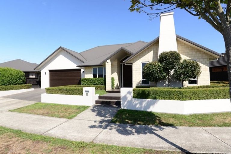 Photo of property in 8 Connor Court, Huntington, Hamilton, 3210