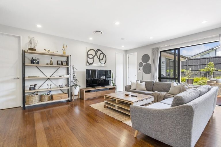 Photo of property in 105 Matua Road, Huapai, Kumeu, 0810