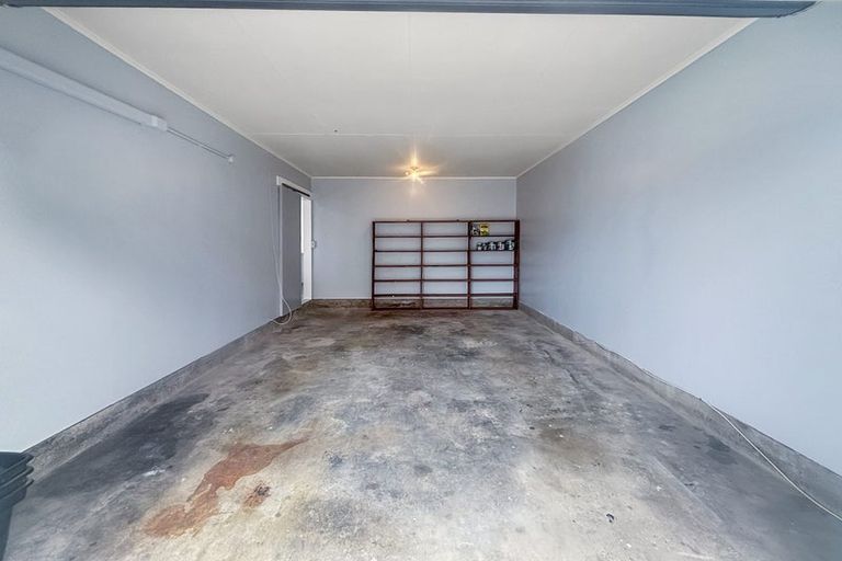 Photo of property in 2/404 Gloucester Street, Taradale, Napier, 4112