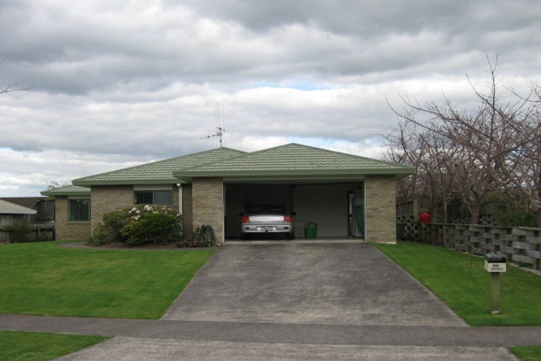 Photo of property in 102 College Place, Poike, Tauranga, 3112