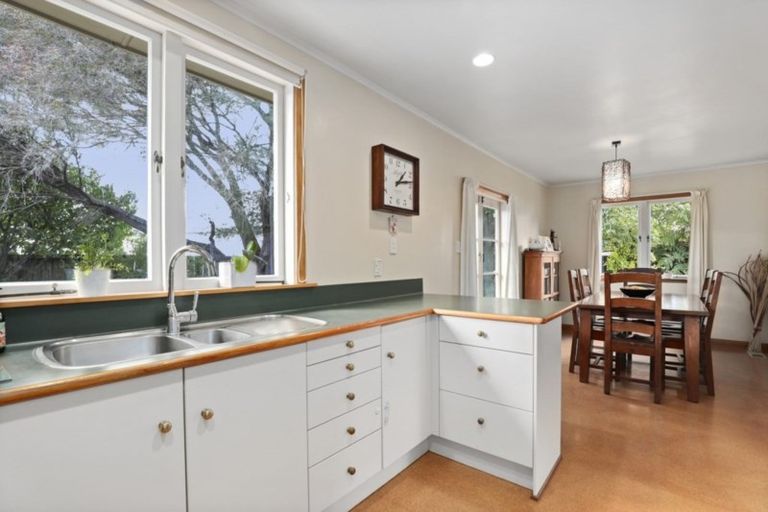 Photo of property in 26 Knighton Road, Hillcrest, Hamilton, 3216