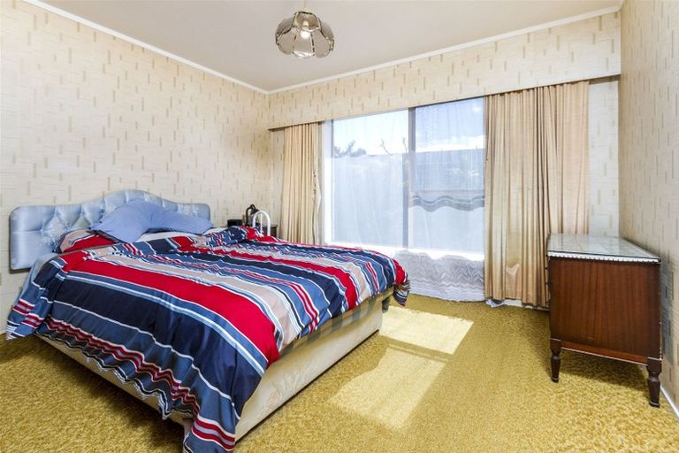 Photo of property in 2/92 Glamorgan Drive, Torbay, Auckland, 0630