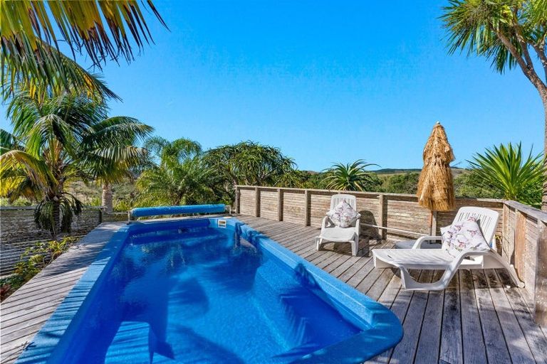 Photo of property in 134 Phillips Road, Kaiwaka, 0573