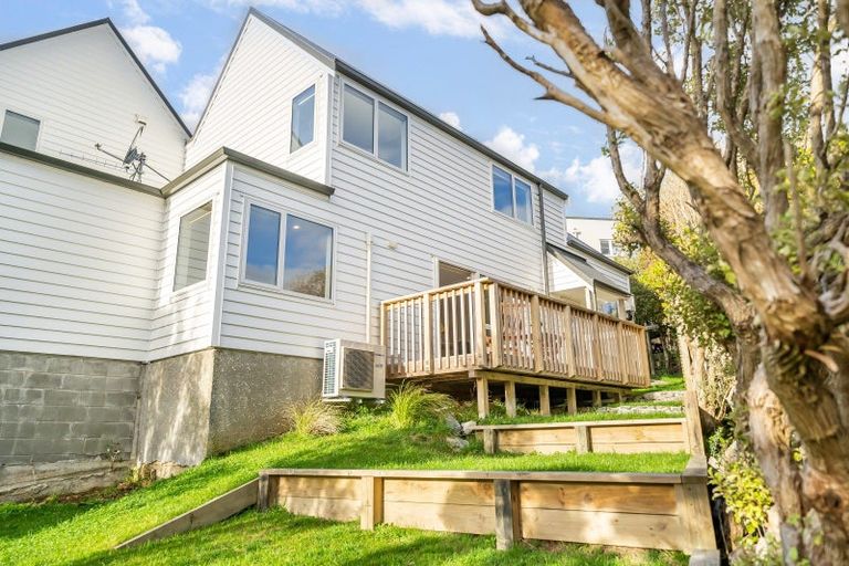 Photo of property in 11 Himalaya Crescent, Khandallah, Wellington, 6035